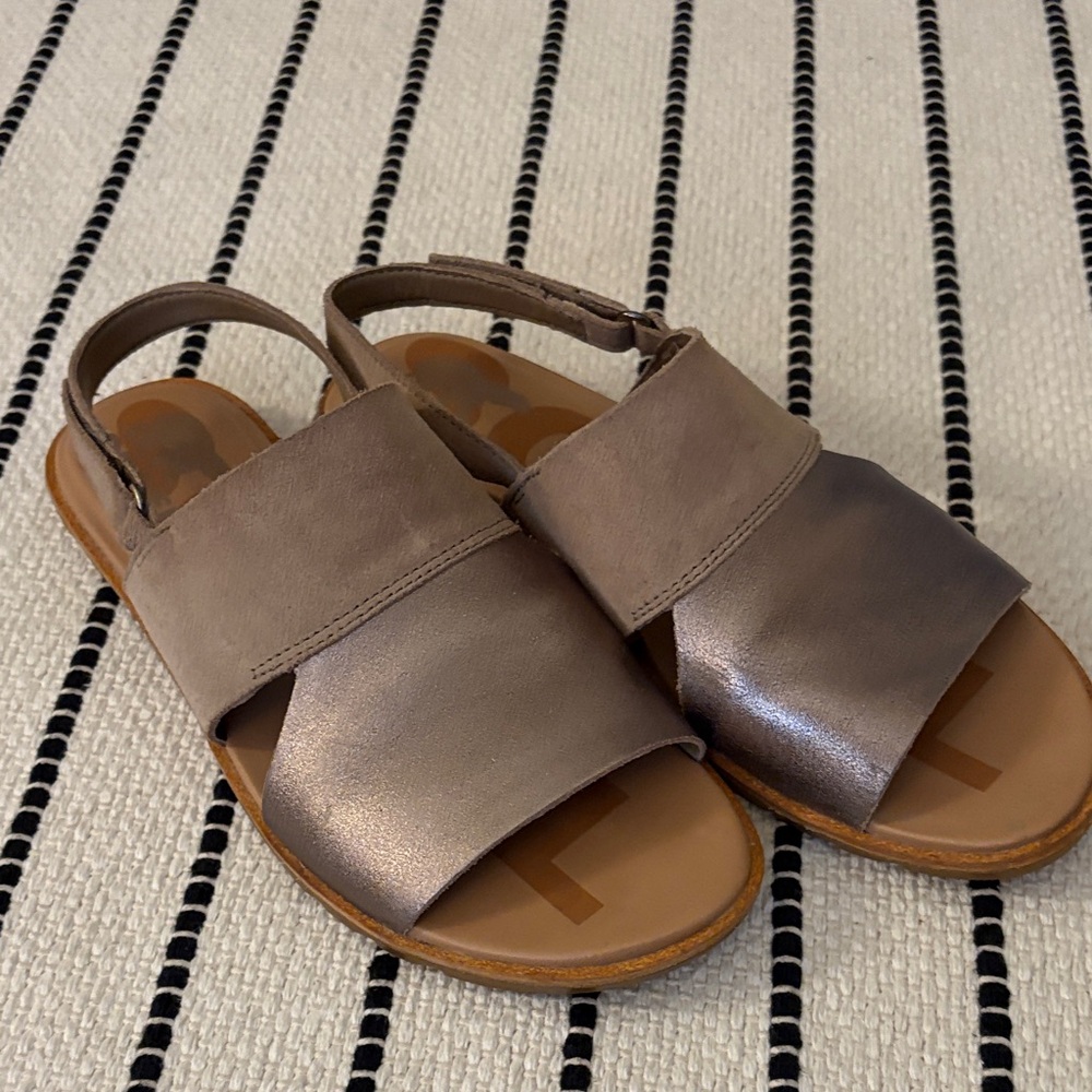 SOREL sandals